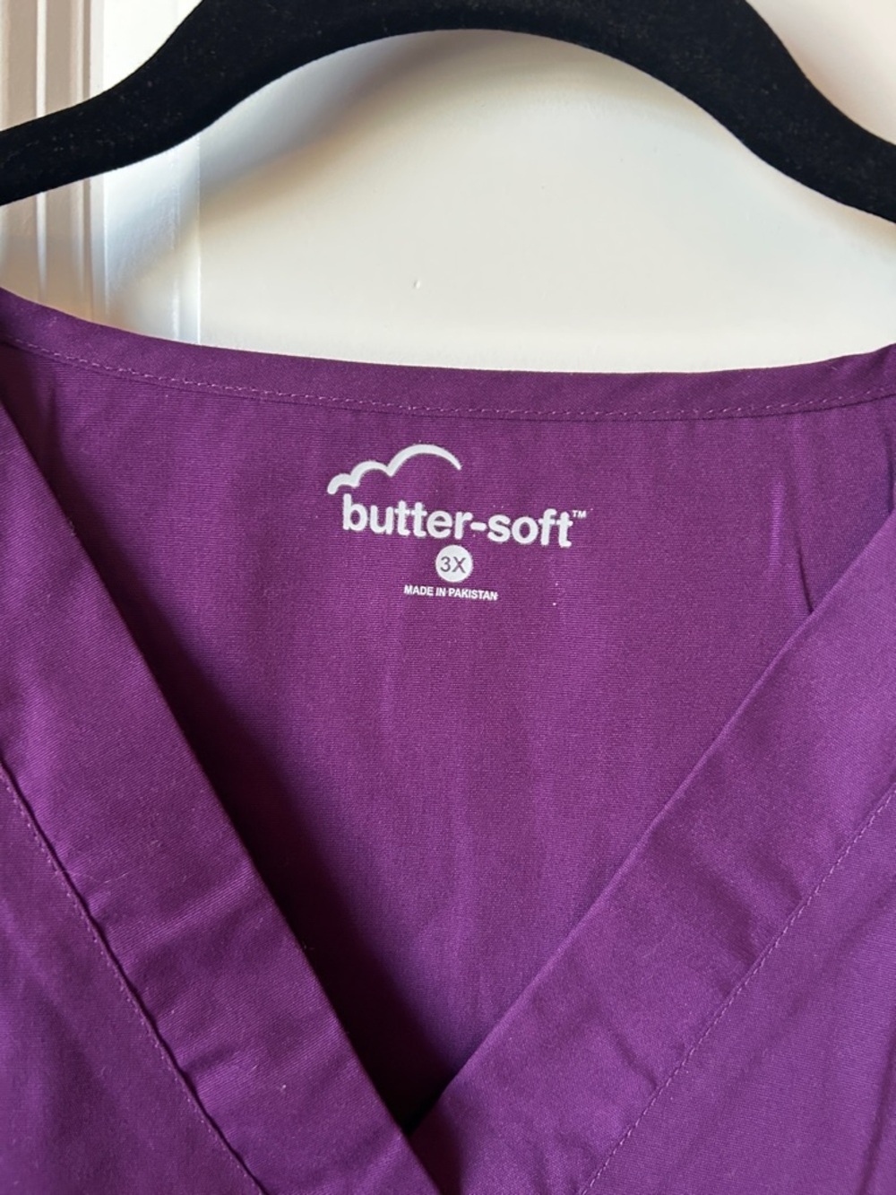 NWT Butter-Soft Women's V-Neck Scrub Top in Purple 3X - Picture 3 of 6